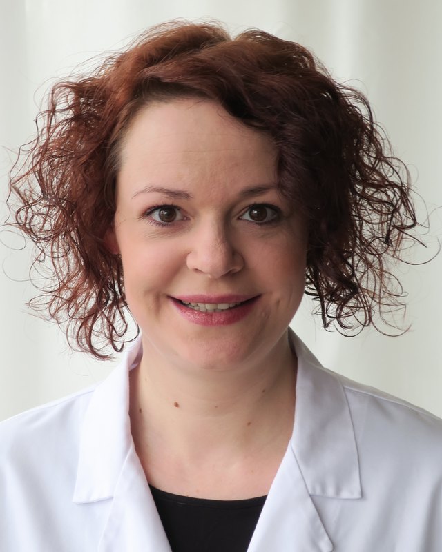Porträt PD Dr. med. Sarah Bernhard